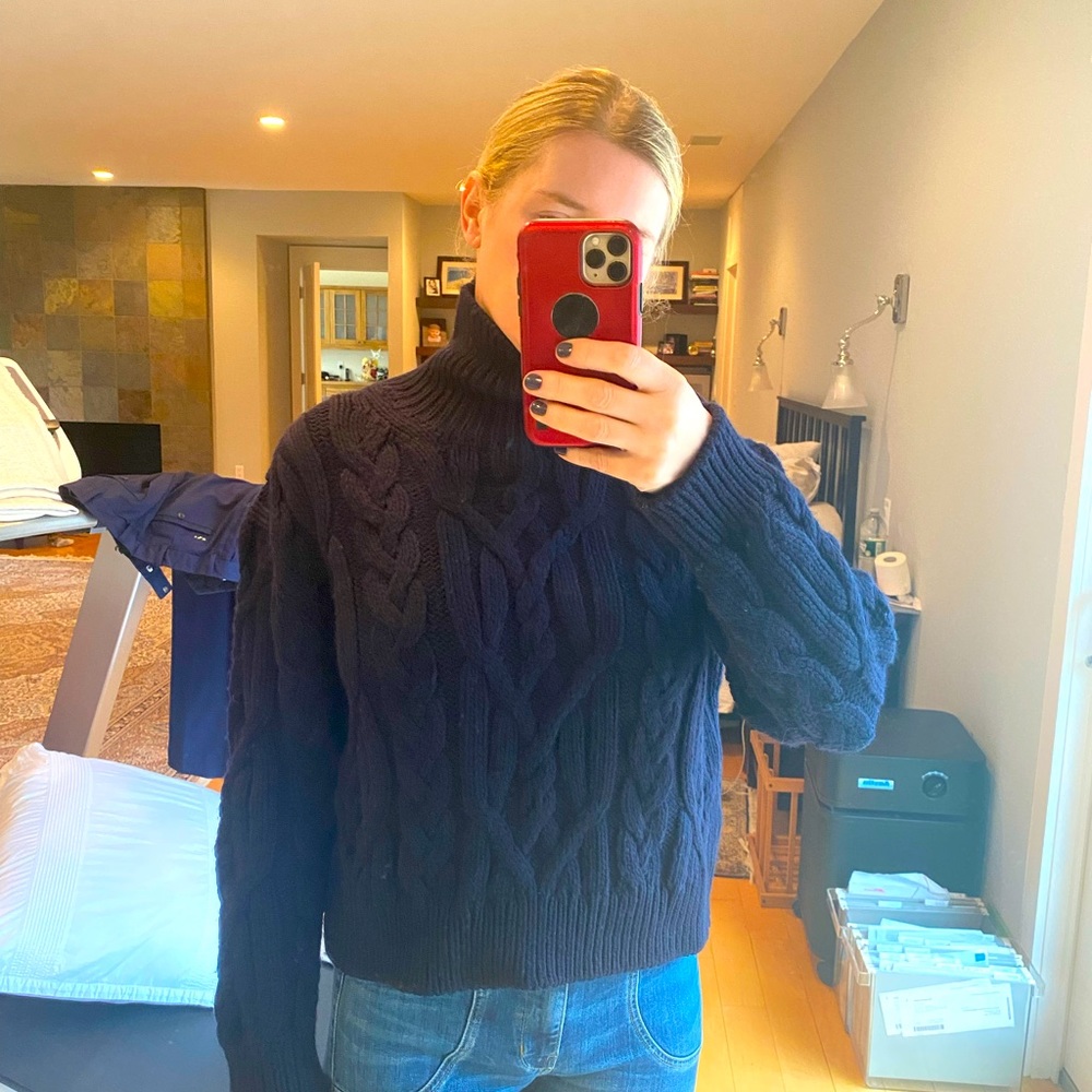 Nili lotan cable knit chunky sweater